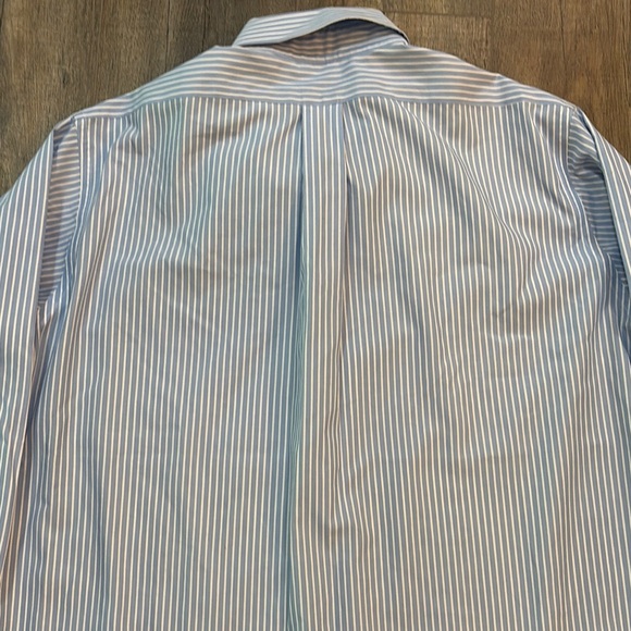 Brooks Brothers Size 16 1/2 Men’s Blue and White Striped Dress Shirt with Pocket - Picture 9 of 14